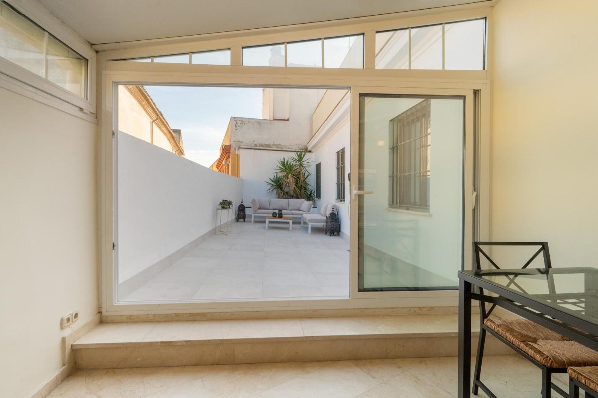 Wide With Terrace & Parking- 3Bd 2Bth- Alfalfa Sevilla Buitenkant foto