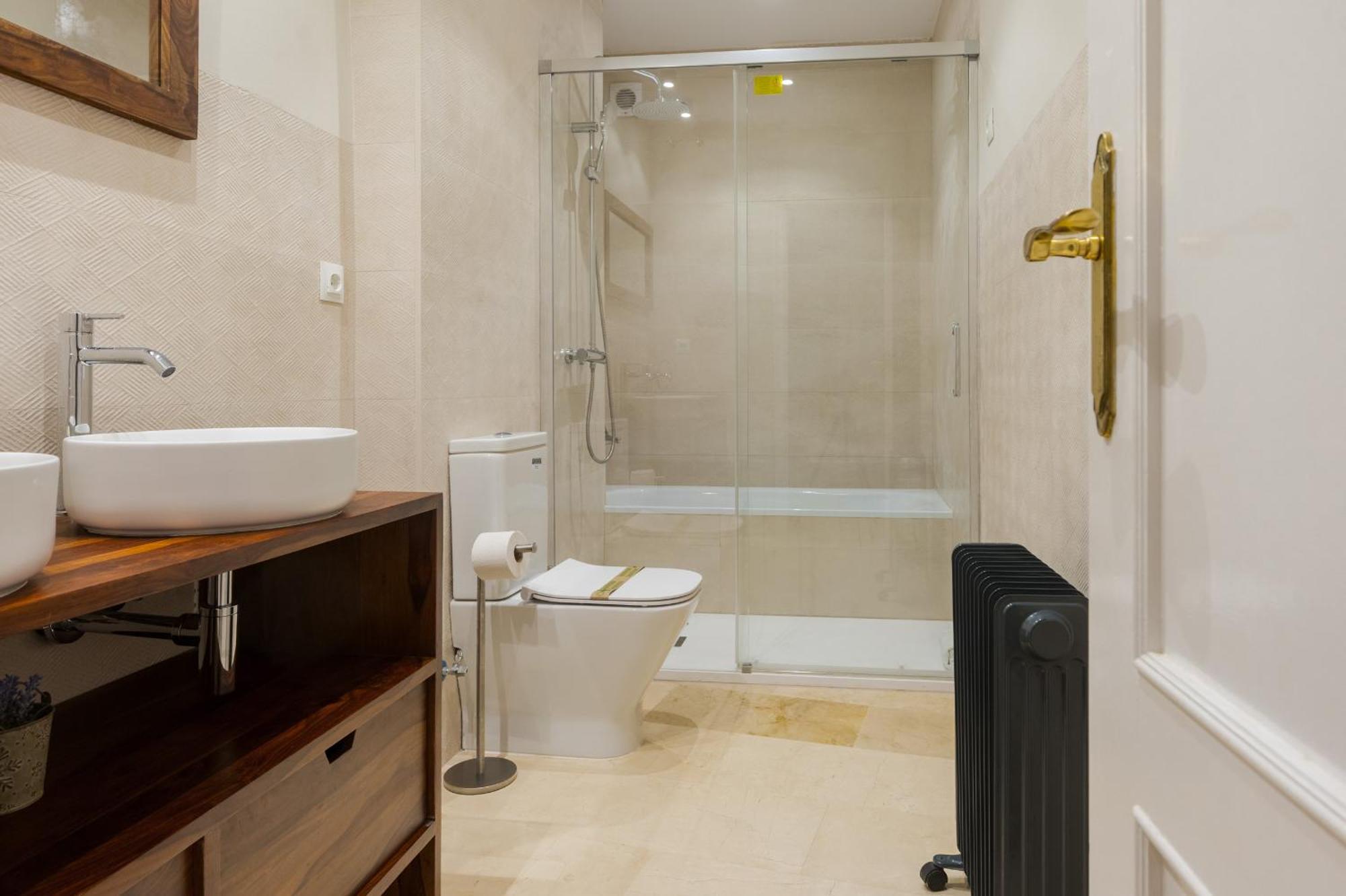 Wide With Terrace & Parking- 3Bd 2Bth- Alfalfa Sevilla Buitenkant foto