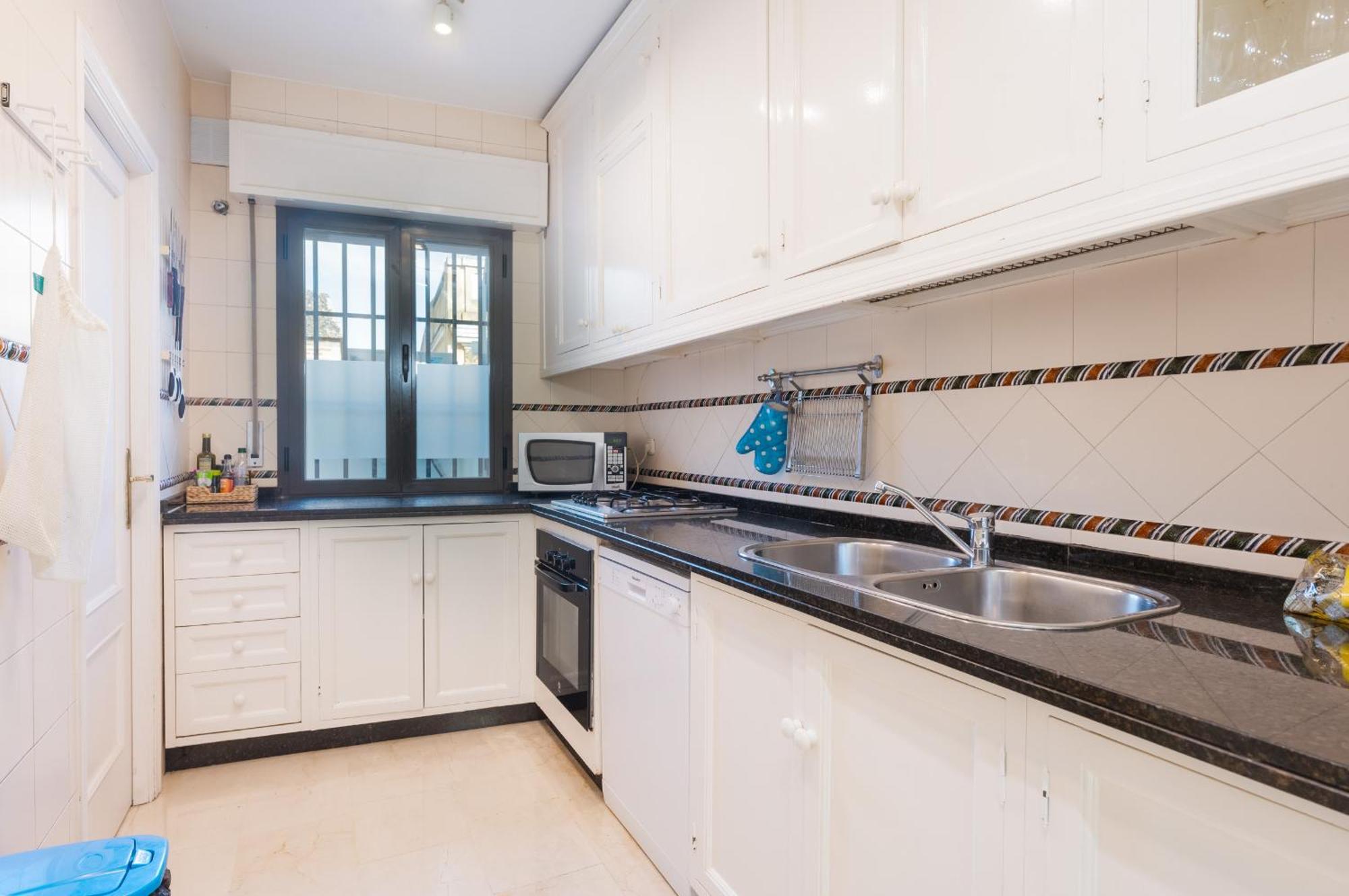 Wide With Terrace & Parking- 3Bd 2Bth- Alfalfa Sevilla Buitenkant foto